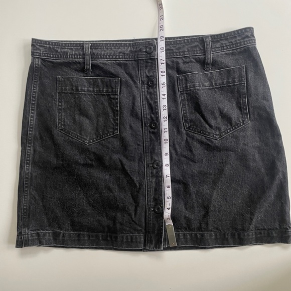 MADEWELL PLUS SIZE High Rise Washed Black Denim Skirt - Picture 2 of 4